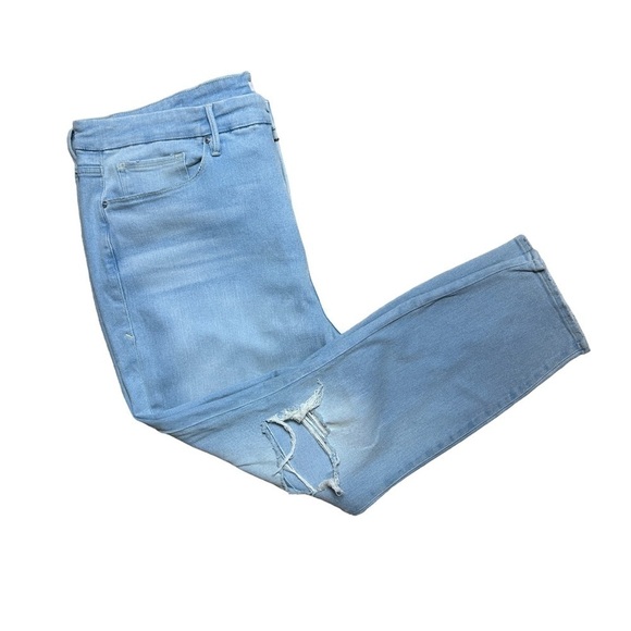 Good American Good Legs Crop Light Wash Denim Jeans Plus Size 24 - Picture 8 of 8